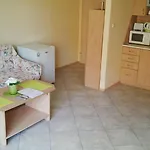 아파트 Vp Kamelia Garden Studios