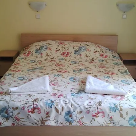 Vp Kamelia Garden Appartement